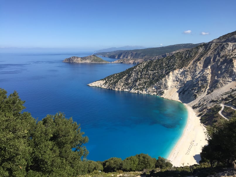 Myrtos Beach on efimalaisille pyhä paikka
