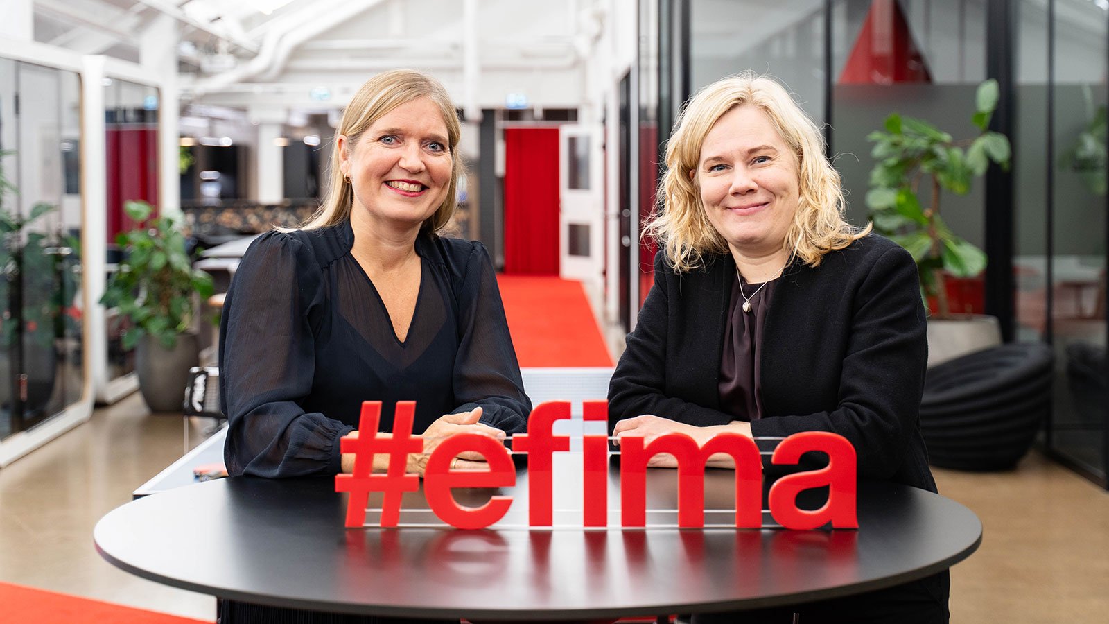 Efiman Paula Kujansivu ja Johanna Grönroos Efiman Paula Kujansivu ja Johanna Grönroos