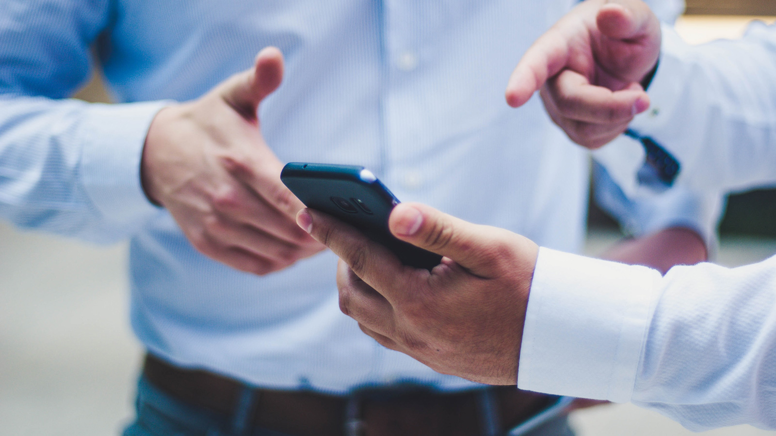 Efima Invoicing App also works on your mobile phone Efima Invoicing App also works on your mobile phone