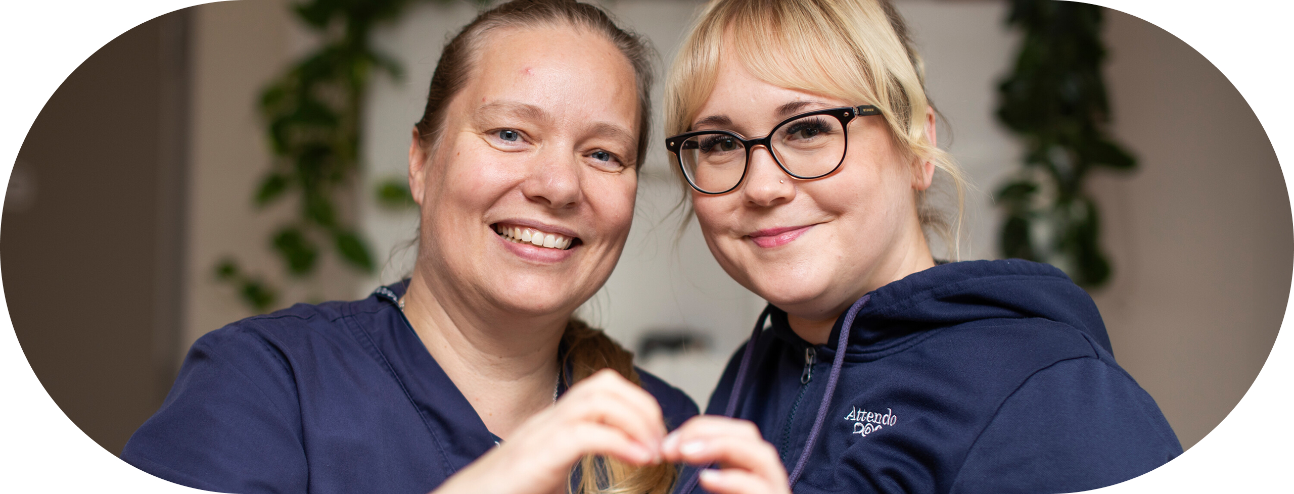 Hoivatyön ydin on ihmisten kohtaamisessa – ei tietokoneen ääressä vietetty aika.