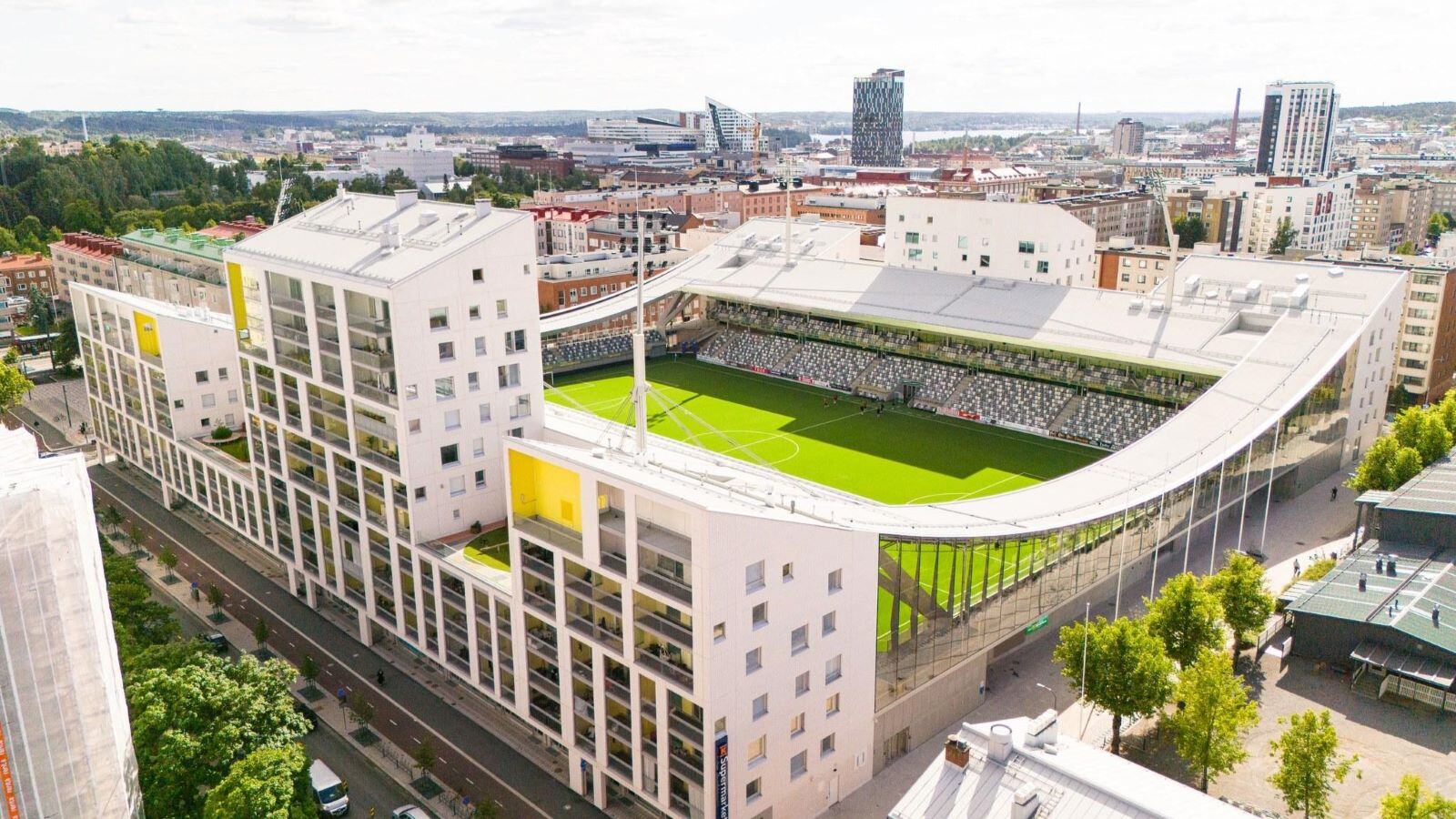 Tampereen tilapalvelut tiedote web Tampereen Tilapalvelut vastaa moninaisista julkiskiinteistöihin liittyvistä hankkeista Pirkanmaan alueella ja on ollut mukana muun muassa uuden Tammelan stadionin rakennushankkeessa. Kuva: Roope Jakonen