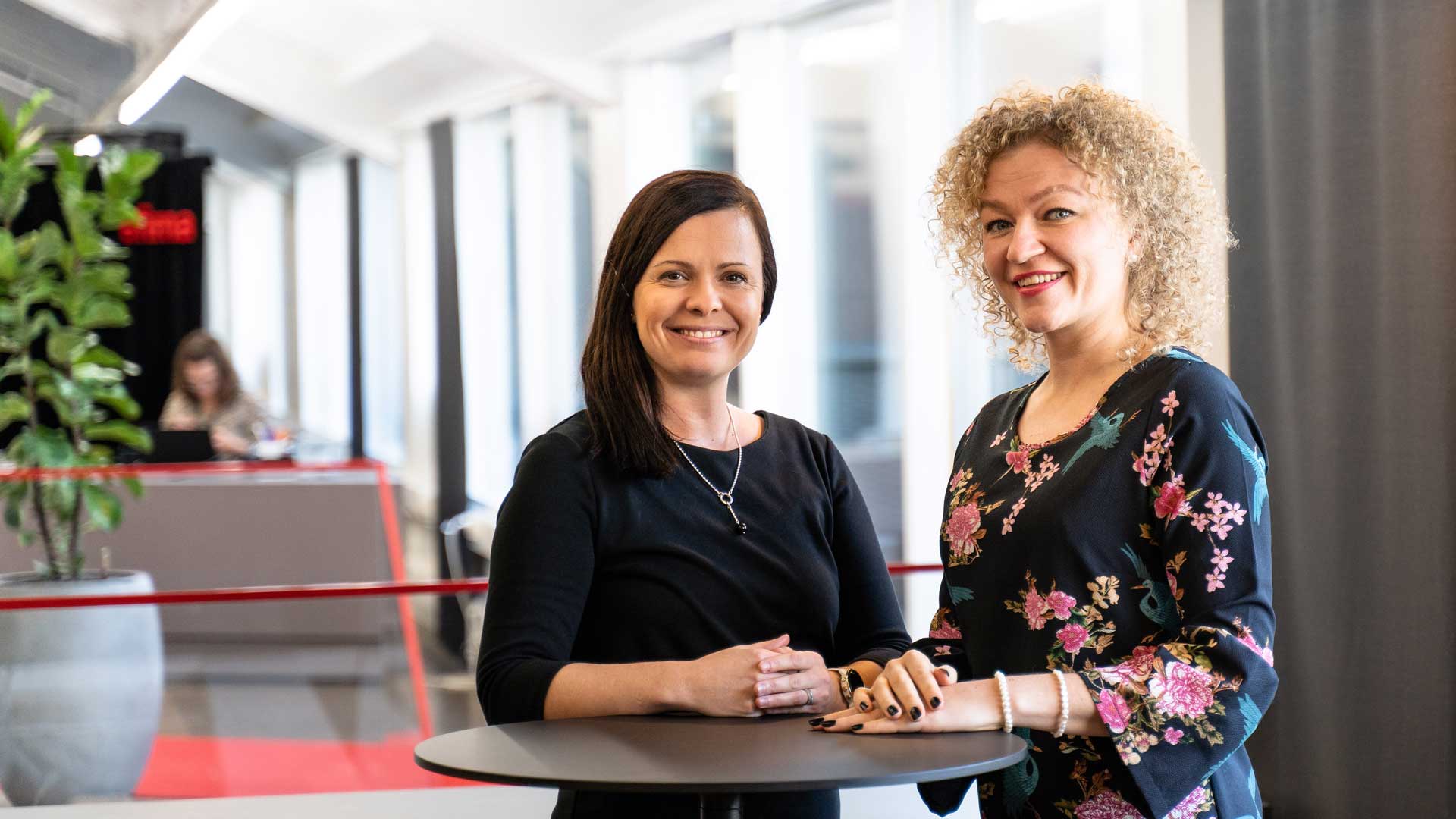 Tiina Kaskinen and Julie Gråberg Both Julie and Tiina strongly believe that the best thing about working at Efima is that you get to do things your own way.